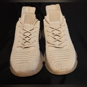 CUSHIONAIRE Apolo-T Women's Knit Memory Foam Lace Up Sneakers Beige